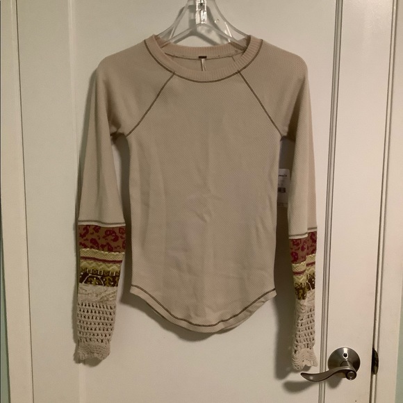 Free People Tops - Free people thermal crotchet sleeve top